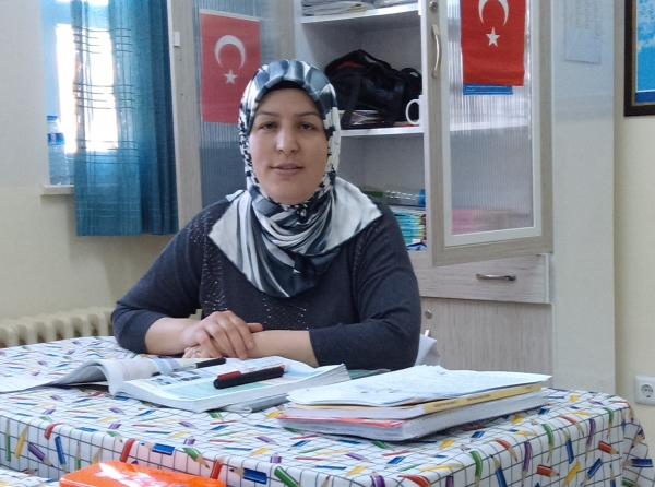 GÜLSEMİN KAYA - 3/B Sınıf Öğretmeni